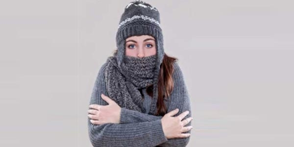 چرا همیشه احساس سرما می کنم؟