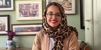 نیلوفر هراتی